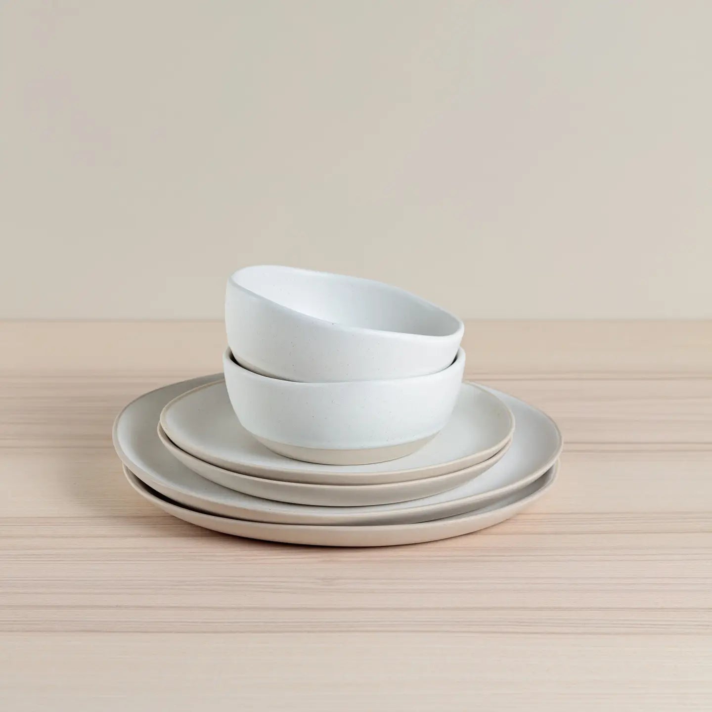 Dinner Service - Oatmeal (18 pieces).