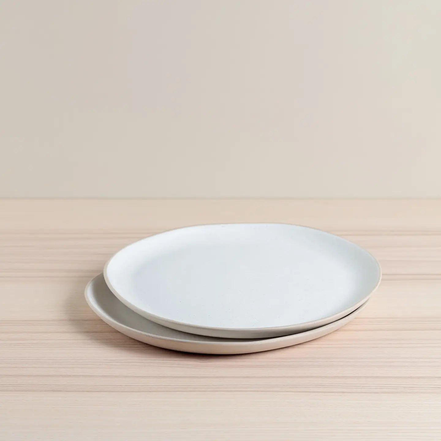 Dinner Service - Oatmeal (18 pieces).