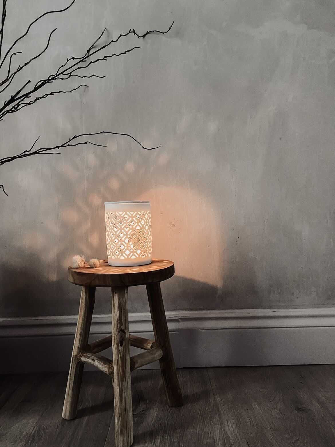 matte white ceramic wax melt burner